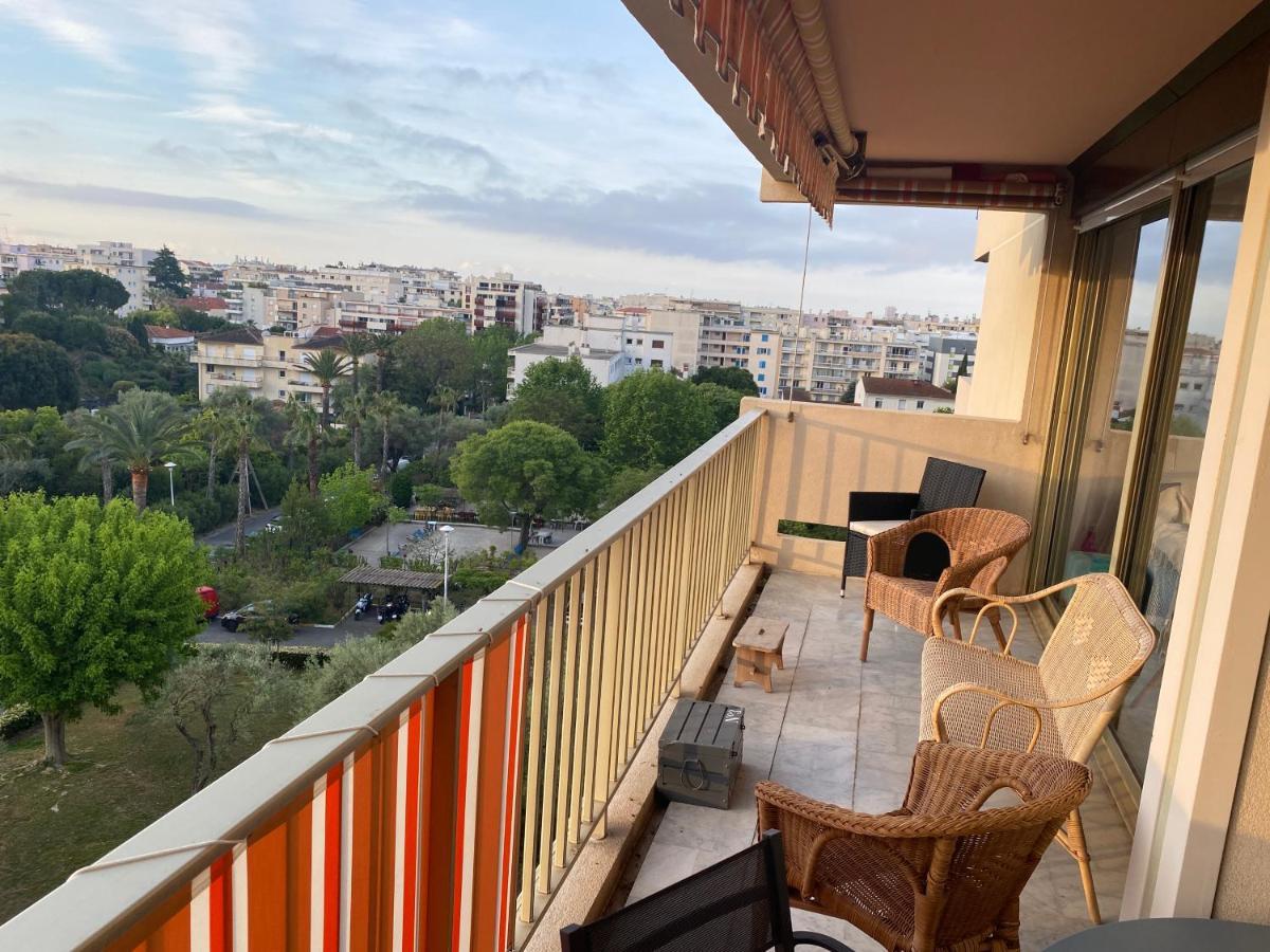 Appartamento Juan-les-pins, 4 Pieces, 80m2, Luxe Piscine Tennis Antibes