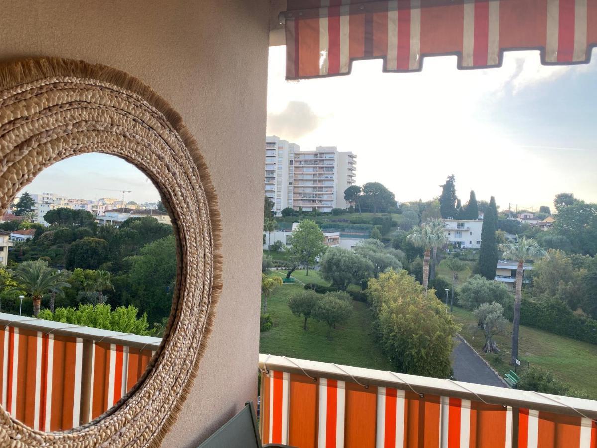 Apartment Juan-les-pins, 4 Pieces, 80m2, Luxe Piscine Tennis *