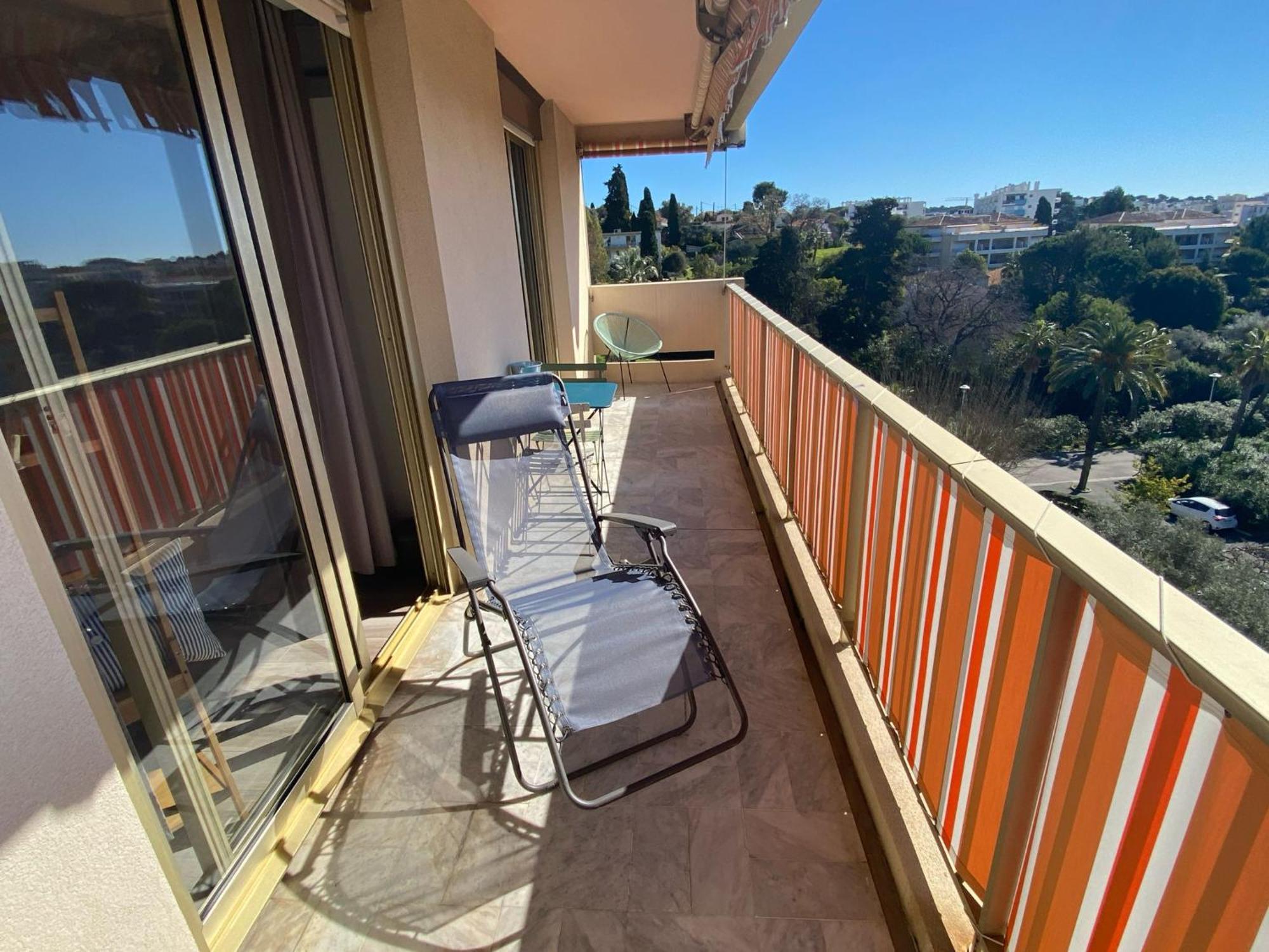 Juan-les-pins, 4 Pieces, 80m2, Luxe Piscine Tennis Appartamento